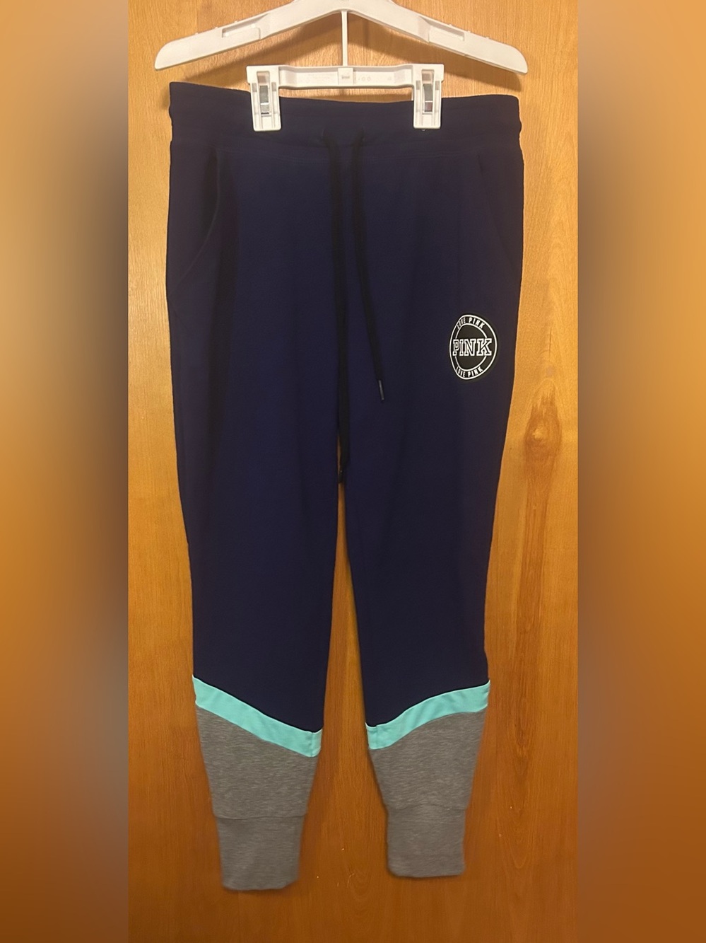 NWT VS Pink Skinny Collegiate Joggers Size S